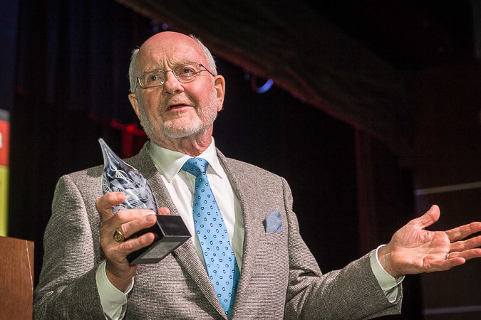 Peter Herschend accepts the 2016 Lifetime Achievement in Business award from Springfield Business Journal.