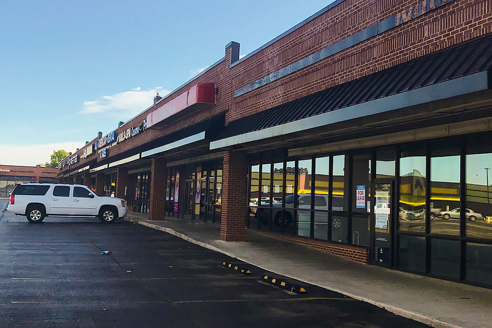 Two Cicis pizza franchisees from Texas were recently evicted from their buffet-style restaurant at Battlefield Plaza.