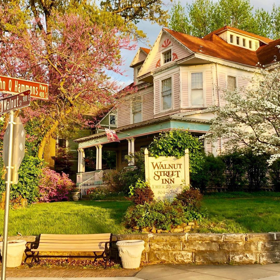 Walnut Street Inn is located in a century-old property at Walnut Street and John Q. Hammons Parkway.