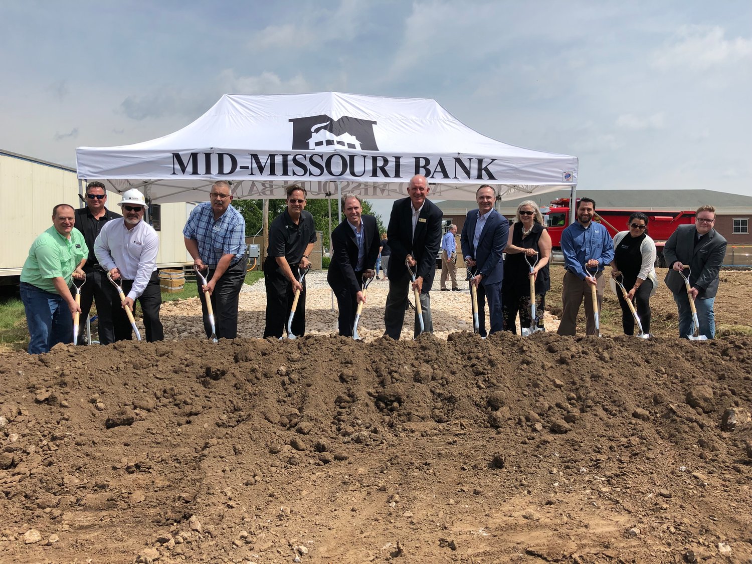 The start of construction is underway for Mid-Missouri Bank’s new headquarters following this morning’s groundbreaking ceremony.