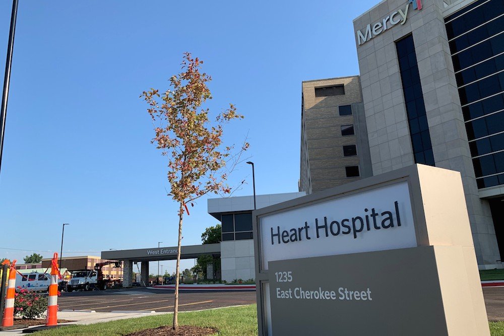 A west entrance for heart patients is now available at Mercy Hospital Springfield.