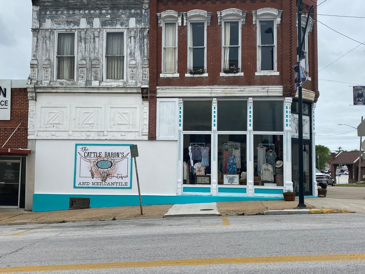 A second shop for The Cattle Baron’s Boutique is open at 201 S. Main St. in Bolivar.