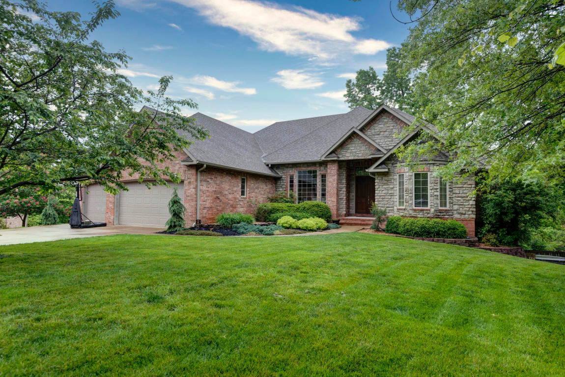 2116 S. Cross Timbers Court
$599,900
Bedrooms: 6
Bathrooms: 6.5
Listing Firm: Jim Hutcheson, Realtors