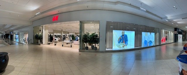 It’s opening weekend for H&M at Battlefield Mall.