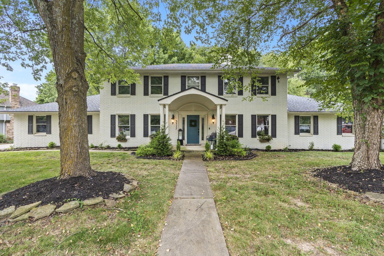 3117 S. Chamberry Ave.
$559,900
Bedrooms: 6
Bathrooms: 5
Listing firm: Keller Williams Greater Springfield