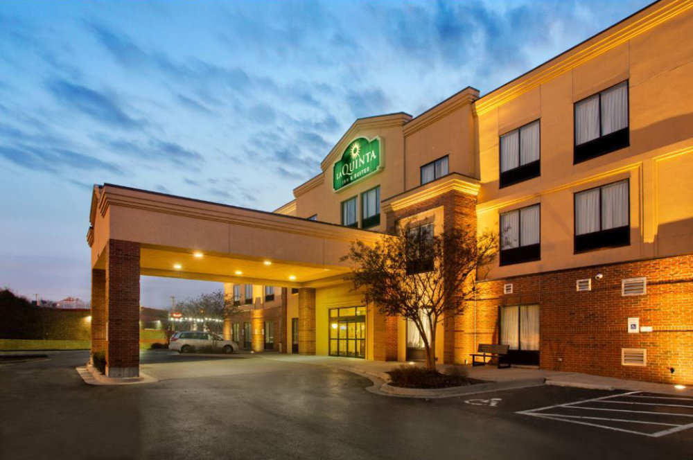 La Quinta Inn & Suites by Wyndham Springfield Airport Plaza is now owned by Miami-based Bloom Ventures.