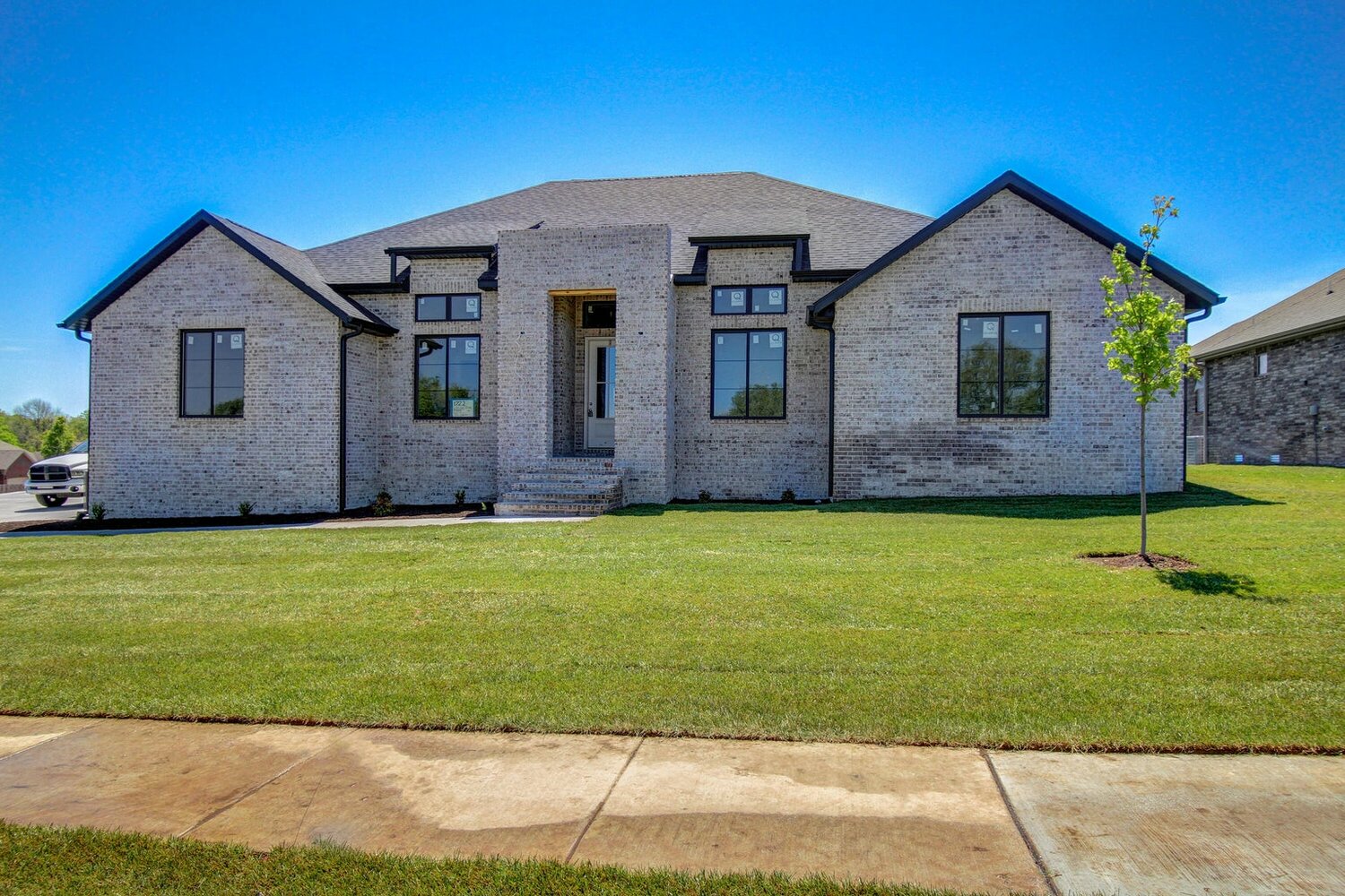 1722 Waterstone Ave.
$649,977
Bedrooms: 4
Bathrooms: 4
Listing firm: Alpha Realty MO LLC